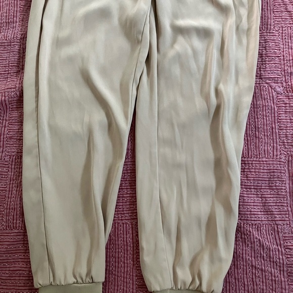 Vero Moda Aware Tan Trousers lightweight summer fabric - Picture 8 of 16